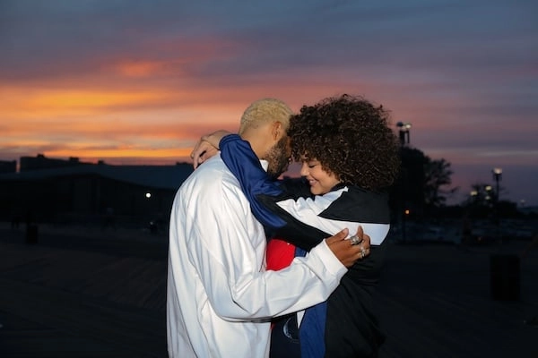 Тіркелусіз транссексуалды танысу сайты