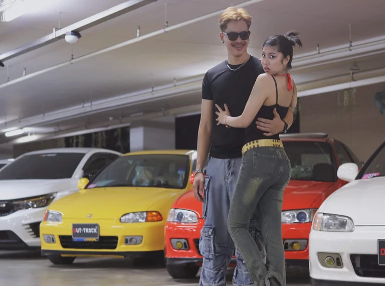 "Stop right there!! This is a heart heist. Hand over all your feelings" (And yes, this is how I usually say hi)