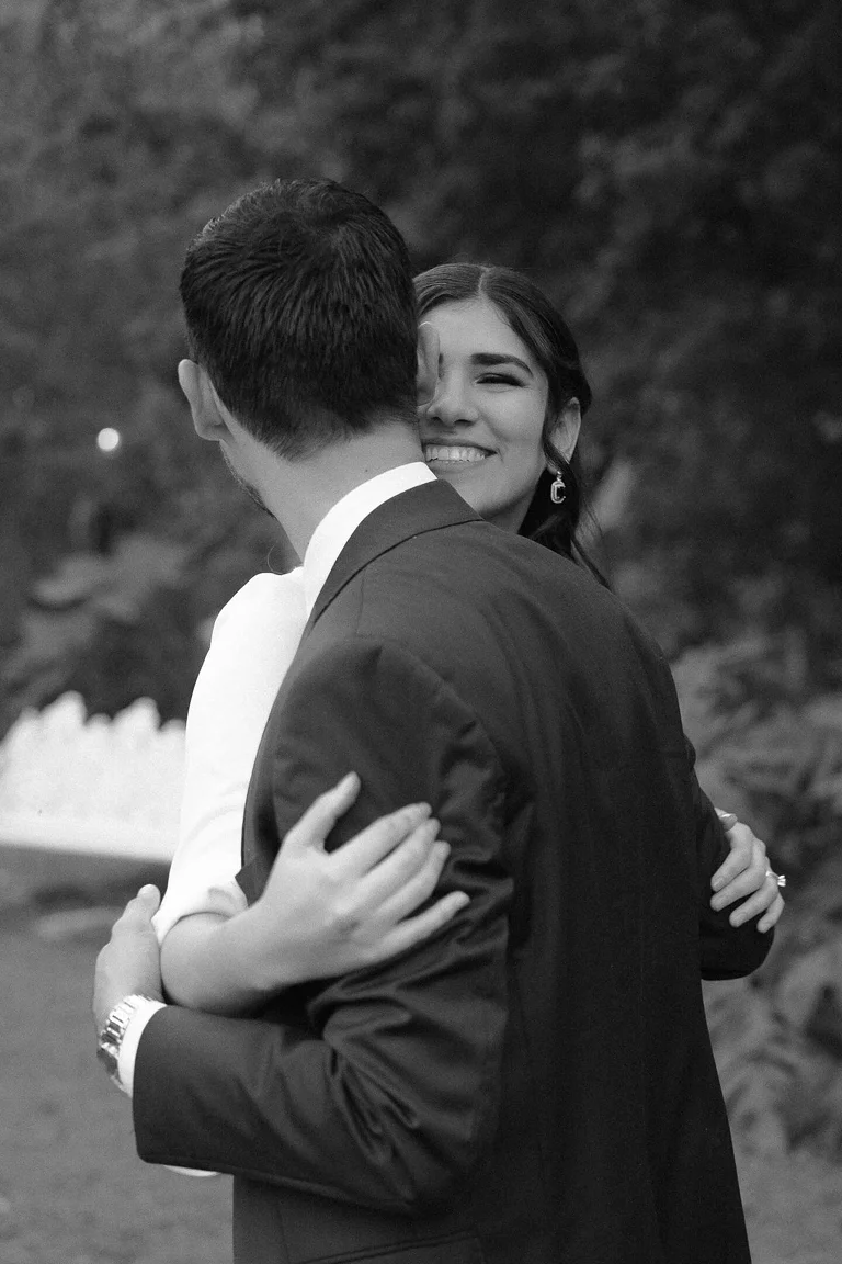 We both had photos of mountains, snow, and other landscapes that caught each other's attention.